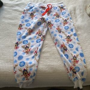 Super comfy and soft Christmas reindeer pajama pants #Christmas